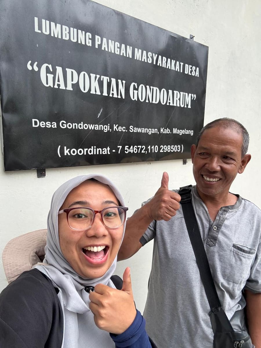 With a farmer at the Gapoktan Gondoarum village food barn